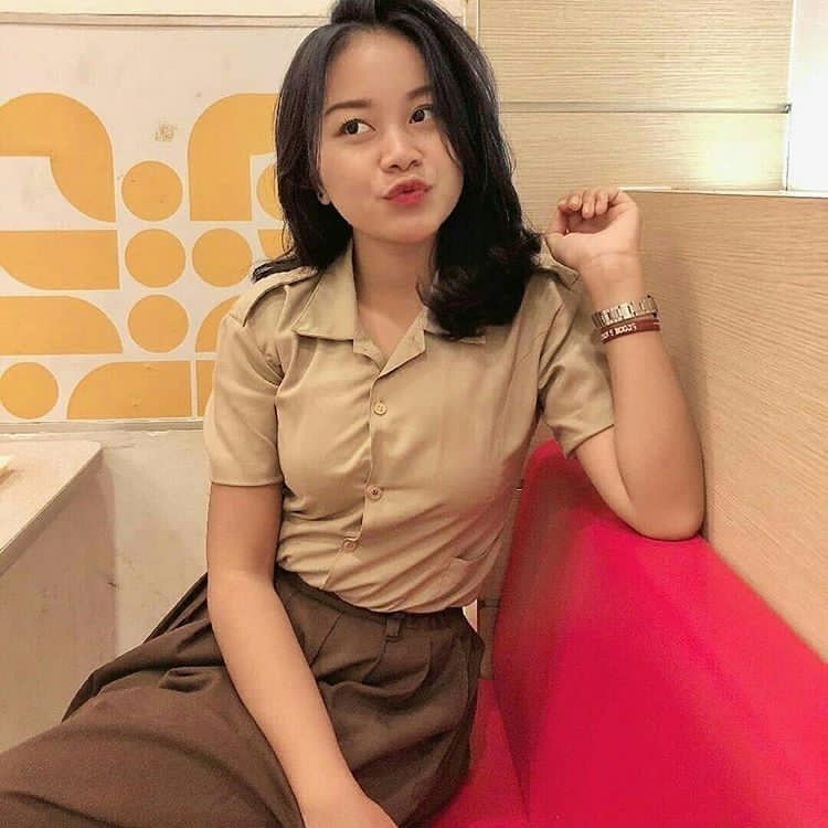 Latest Hits Viral SMP Pramuka Indonesia Degupan Panas Direktur Bohay Keluarga Yvon